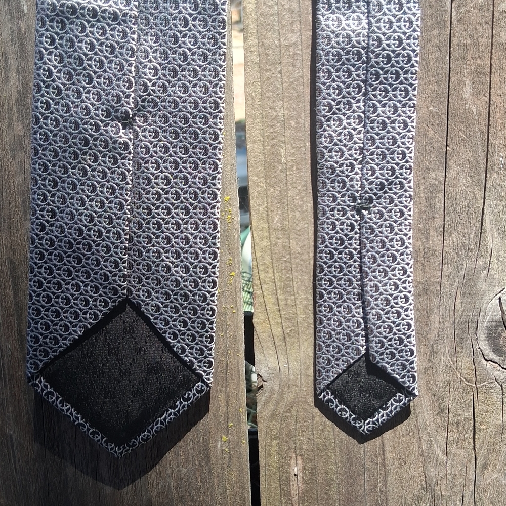 Gucci Gray Patterned Tie - image 3